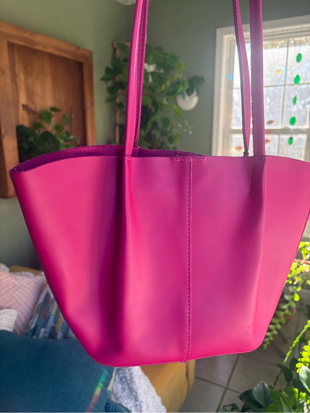 🦄Portland Leather Hot Pink Large Devan Tote Bag🦄